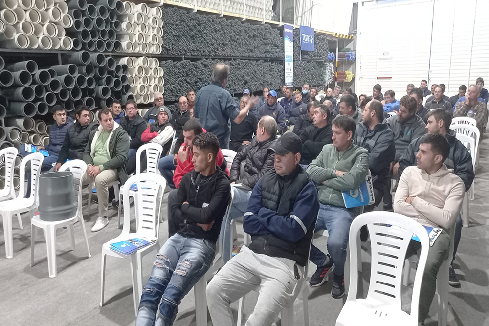 Jornada de Capacitación Técnica sobre Tuberías de PVC para Redes de Agua y Cloacas