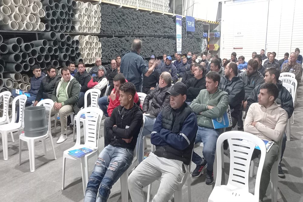 Jornada de Capacitación Técnica sobre Tuberías de PVC para Redes de Agua y Cloacas